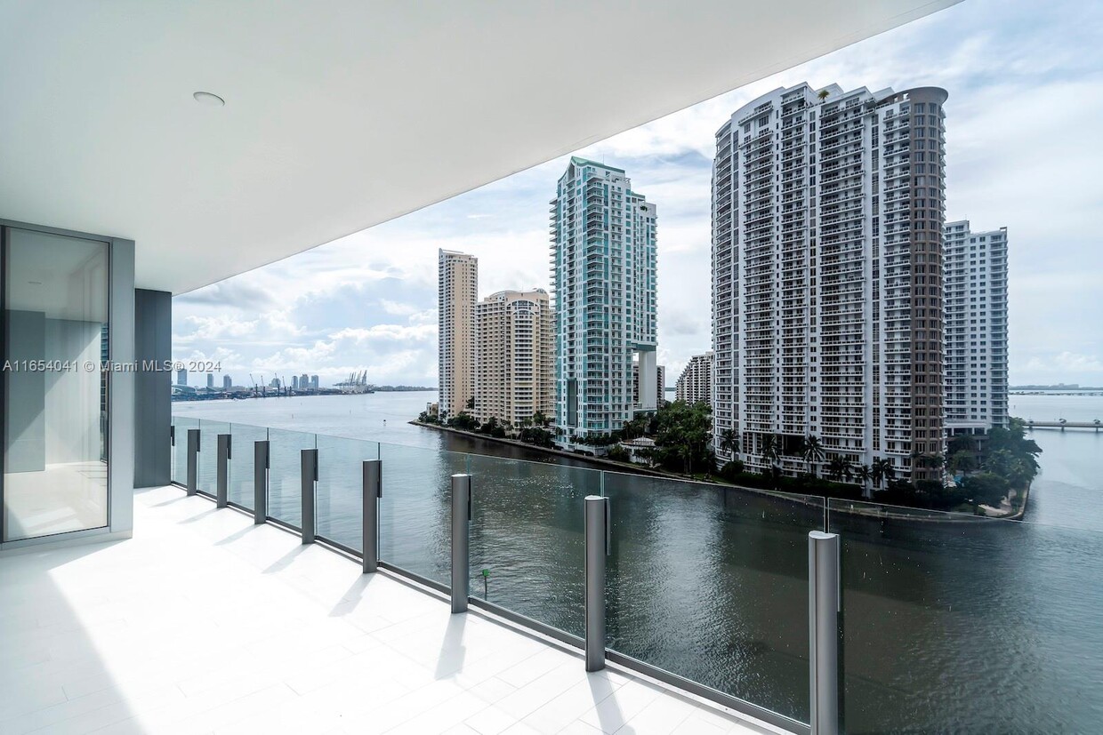 Foto principal - 300 Biscayne Blvd Way