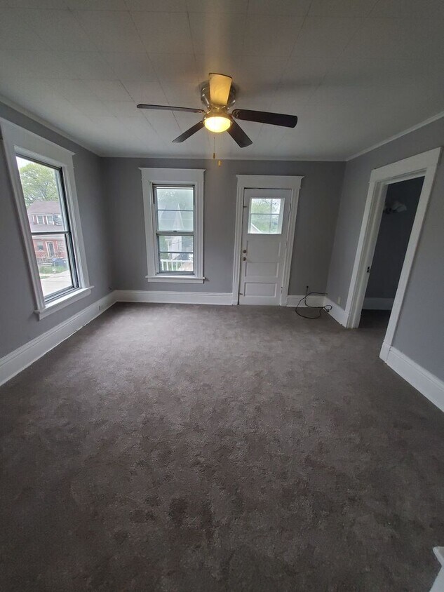 Foto principal - 509 Parkview Dr
