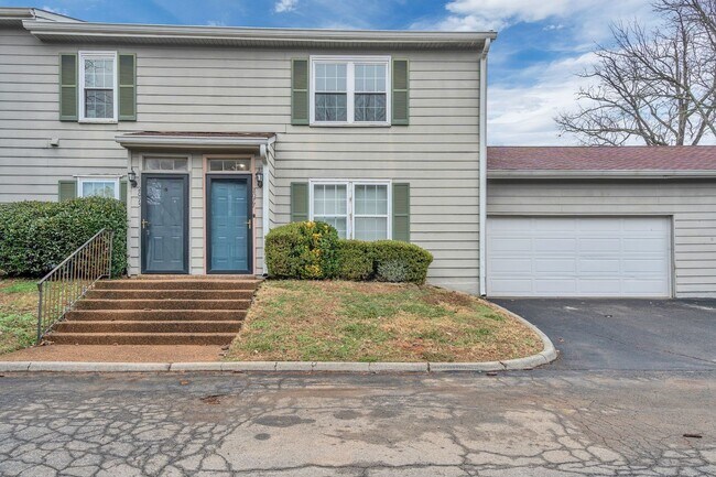 Foto del edificio - 2077 Nashboro Blvd
