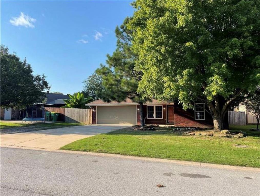 818 Tyler St, Centerton, AR 72719 House Rental in Centerton, AR