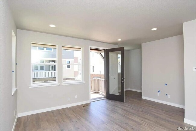 Building Photo - 12887 E Wesley Pl