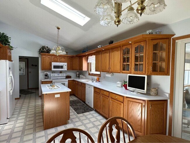 Foto del edificio - 3386 Berg Rd