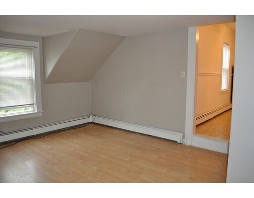 Building Photo - 76 Higley Rd