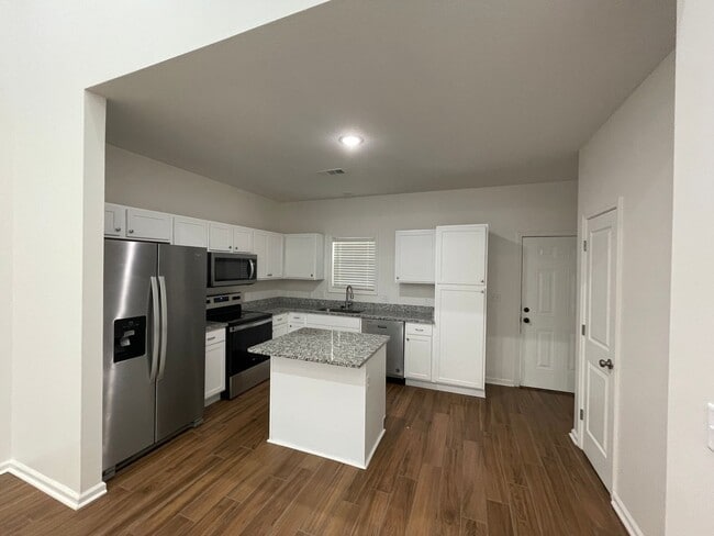 Building Photo - 4714 Antosh Cir
