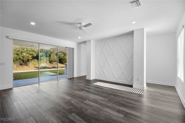 Foto del edificio - 2816 Barry Rd