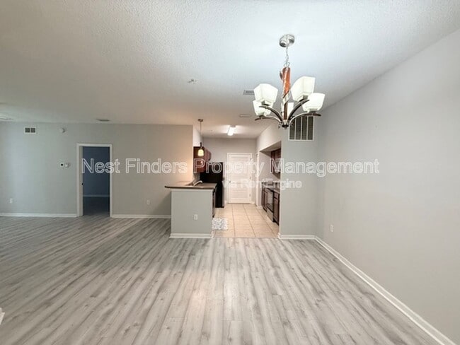 Building Photo - 8235 Lobster Bay Ct