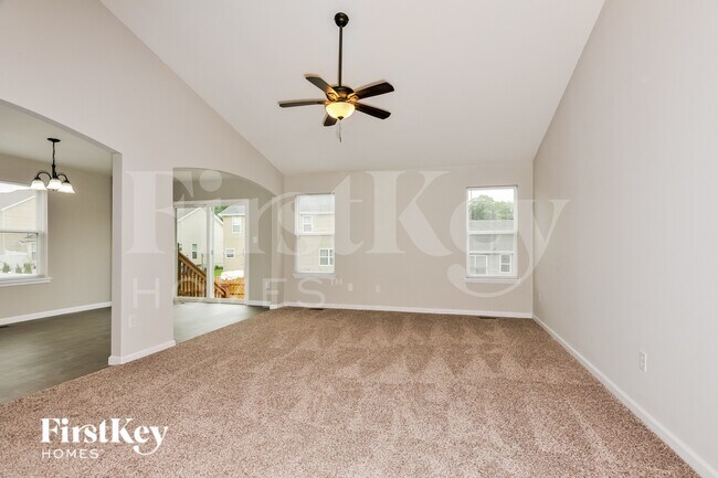 Foto del edificio - 1720 Woods Mill Dr