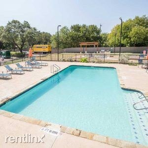 Building Photo - 2 br, 2 bath  - 3201 Thousand Oaks