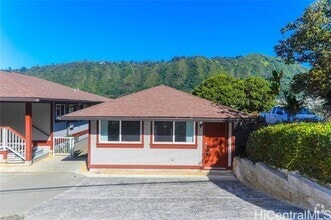 Building Photo - 3444 Woodlawn Dr