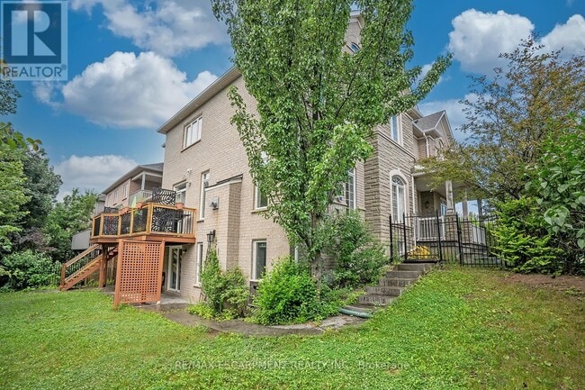 Building Photo - 5410 Duchess Ct