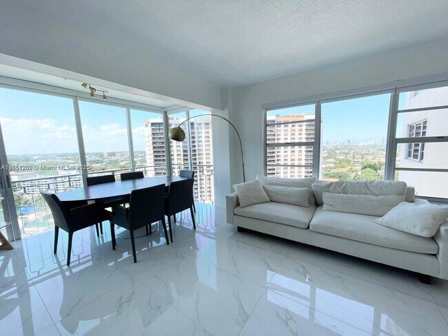 Foto del edificio - 11111 Biscayne Blvd
