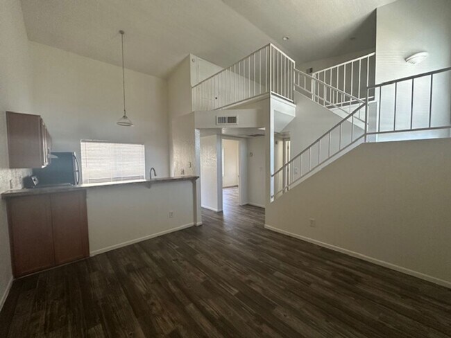 Foto del edificio - 1 bedroom with loft - or 2nd bedroom - w/d...