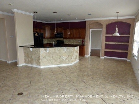 Building Photo - 5 BR / 3 BA Home In Vista Lakes Village