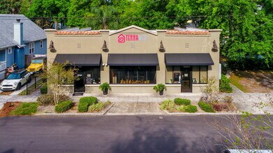 Building Photo - 1334 Walnut St