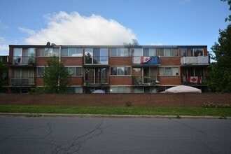 Building Photo - 109 Doane Street