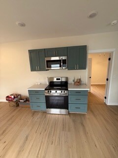 Building Photo - 1441 Hobson Ave