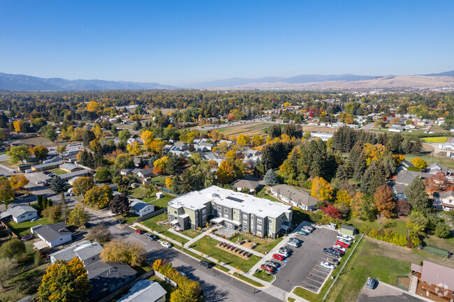 Aerial Photo - Skyview Apartments