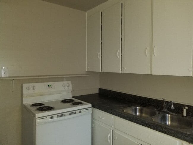 Foto del edificio - 407 N Lionel St