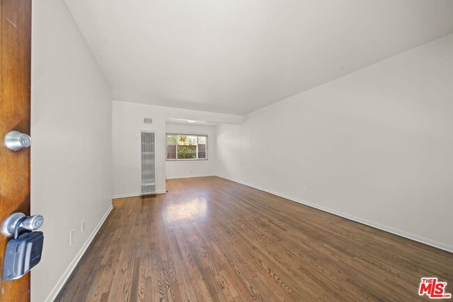 Building Photo - 1517 Harvard St
