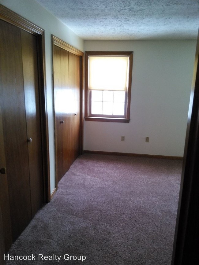 Building Photo - 2 br, 1.5 bath House - 39C Fox Meadow Road