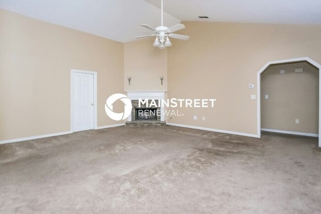 Building Photo - 4 Bedroom Pet-Friendly Home in Hiram, GA with Main Street Renewal
