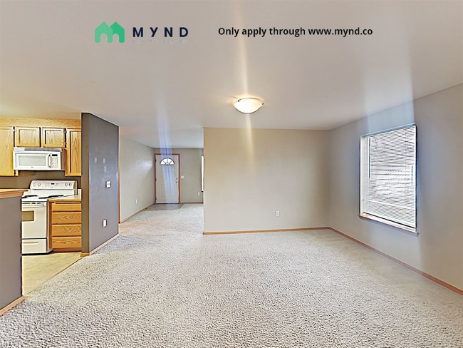 Building Photo - 3 br, 2 bath House - 2512 S 78th Ave