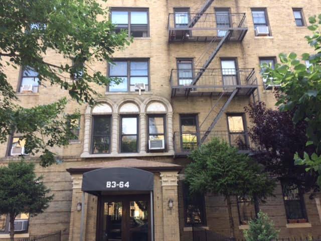 Building Photo - 8364 Talbot St