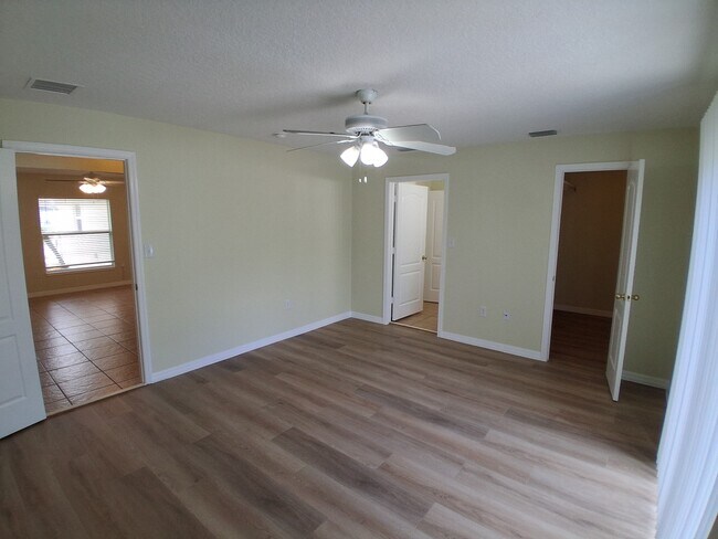 Building Photo - 1105 Monticello Ln