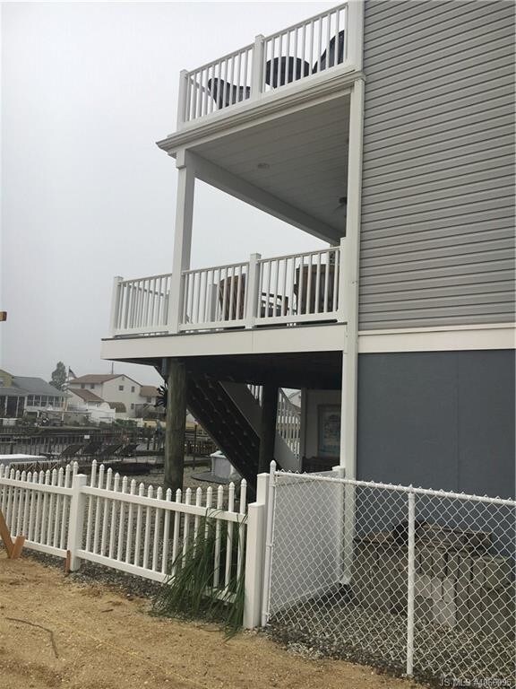 Building Photo - 118 E Susquehanna Dr