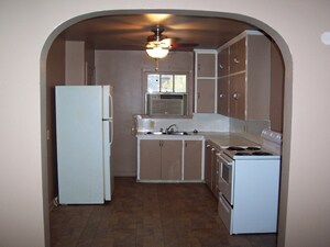 Building Photo - 914 N. Juliette