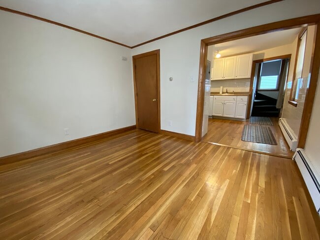 Foto del edificio - 37 Cottage St