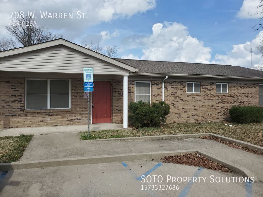 708 Warren St, Charleston, MO 63834 House Rental in Charleston, MO