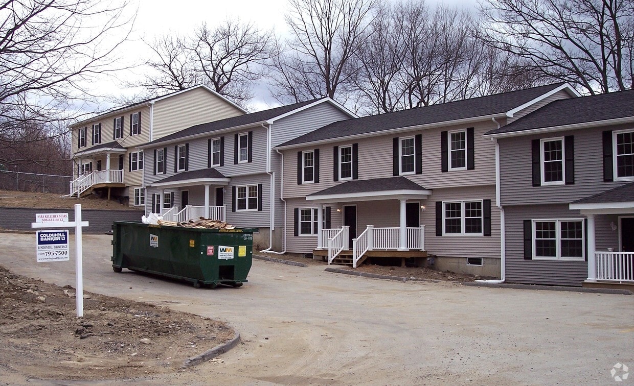 Building Photo - 7-21 Erie Ave