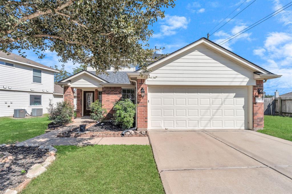 Primary Photo - 6502 Aspen Shores Ct