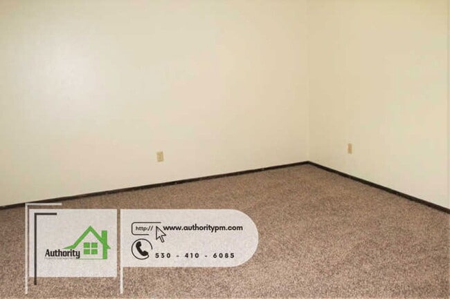 Building Photo - 1139 Del Sol Pl