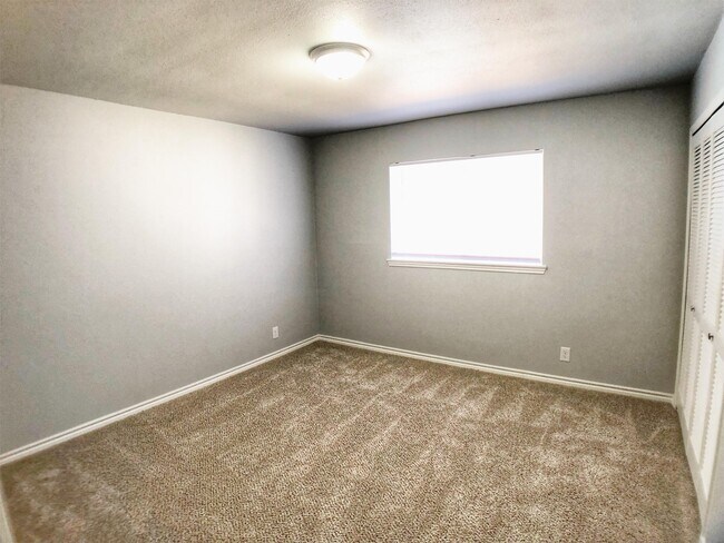Foto del edificio - 13719 Briarmeadow St