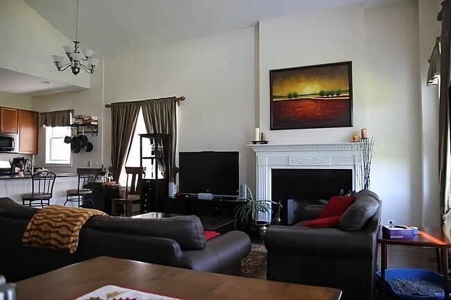 Foto del edificio - 1511 N Hudson Ave