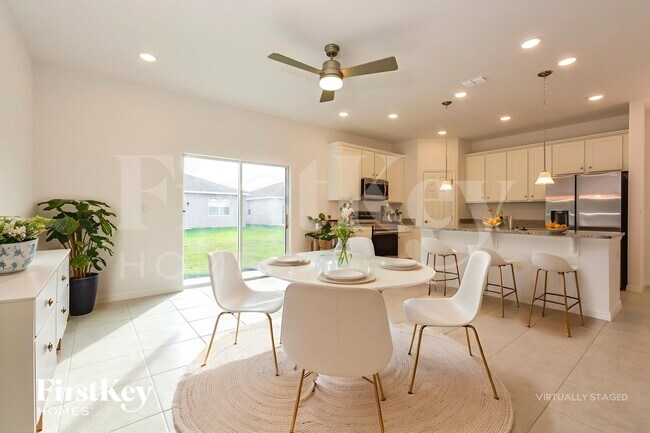 Building Photo - 1215 Ponca Rd