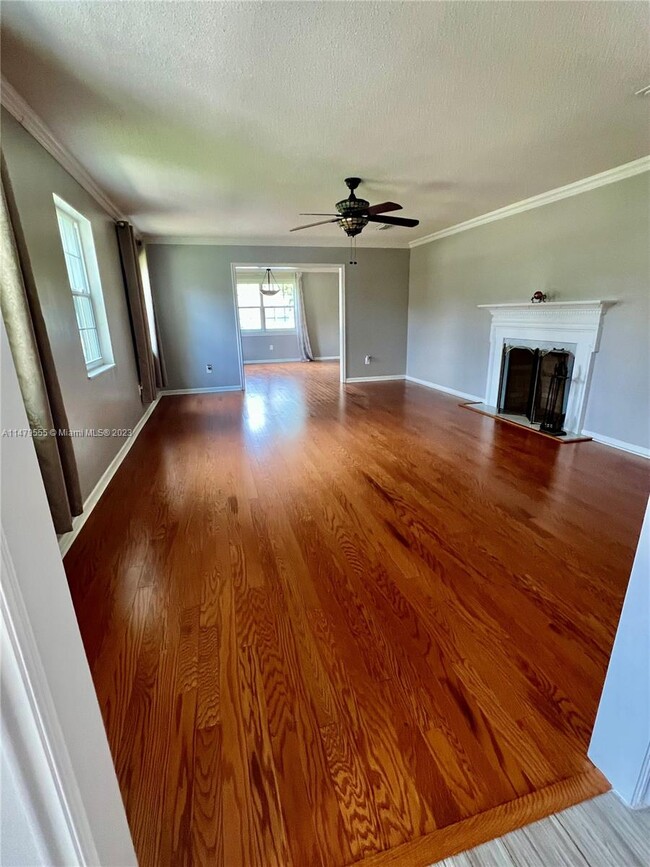 Foto del edificio - 6411 SW 35th Way
