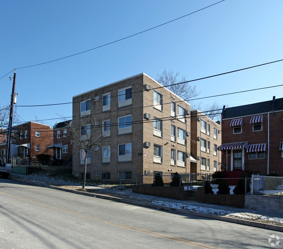 Primary Photo - 427 Xenia St SE