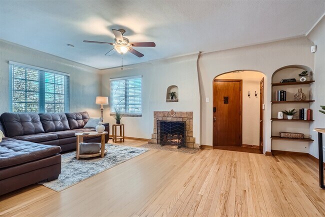 Foto del edificio - 695 Ash St.