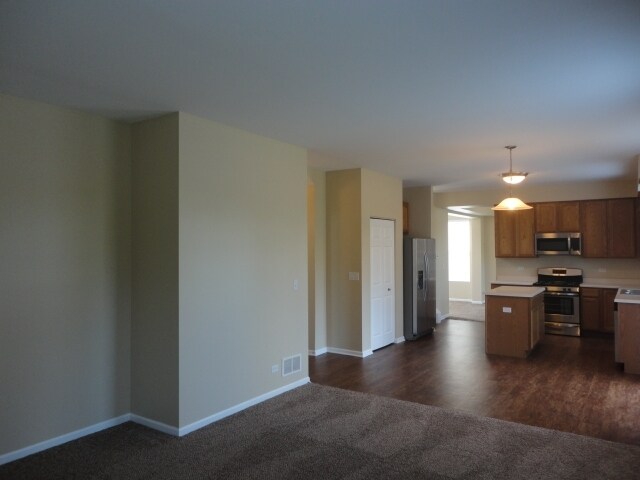 Building Photo - 377 Grape Vine Trail