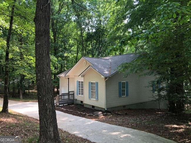Building Photo - 3460 Rock Ridge Dr