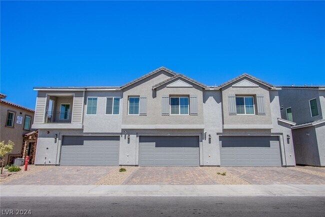 Building Photo - 226 Callen Falls Ave