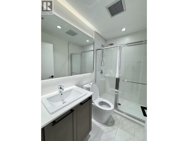 Photo du bâtiment - 9228 Slopes Mews