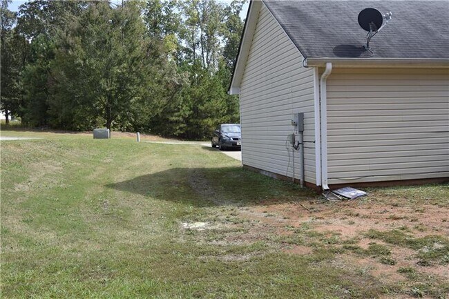 Building Photo - 1004 Longview Trail