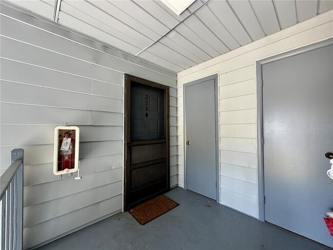 Foto del edificio - 10800 US Hwy 19 N