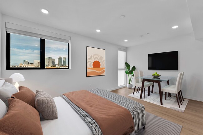 Building Photo - Clad LA