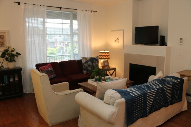 Foto del edificio - 700 NW Falling Waters Ln