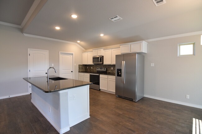 Building Photo - 2624 Cedar Glen Dr
